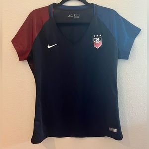Nike Authentic Women's USA 2016-2017 Away Soccer Jersey - Size XL